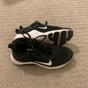 Nike Black Sneakers Size 8